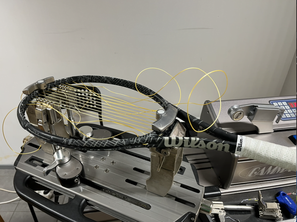 Tennis Racket Restringing — When, How, and Why? (2024) TennisLeo